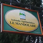 Le Mandolare