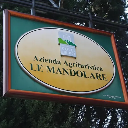 Le Mandolare