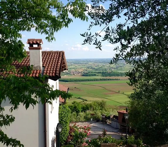 Le Mandolare Villaga